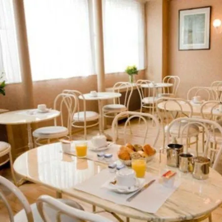 Ibis Styles Gare De Lyon Bastille 3* パリ