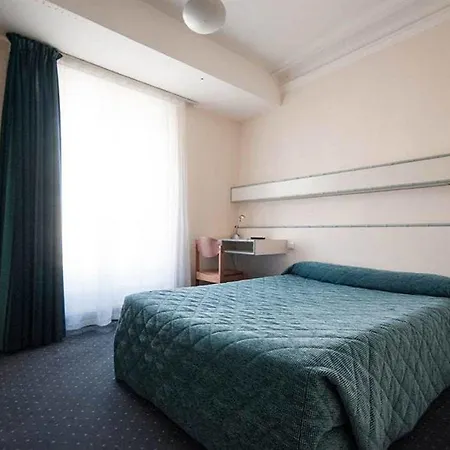 ホテル Ibis Styles Gare De Lyon Bastille 3*